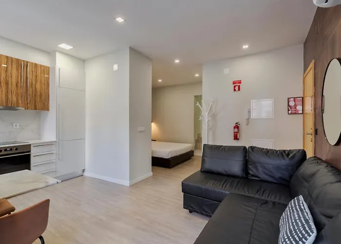 Canto Doce Troino I 公寓 *